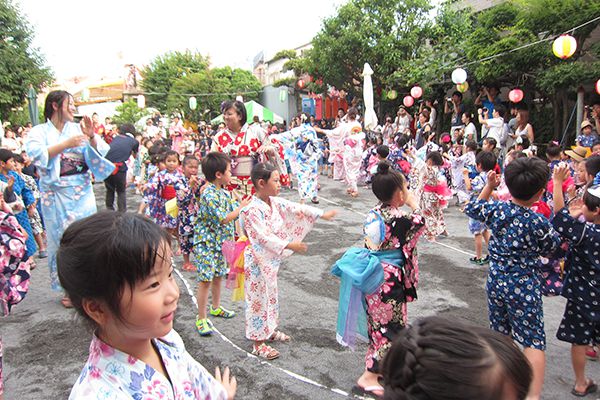 葛飾若草幼稚園の行事：7月 納涼会